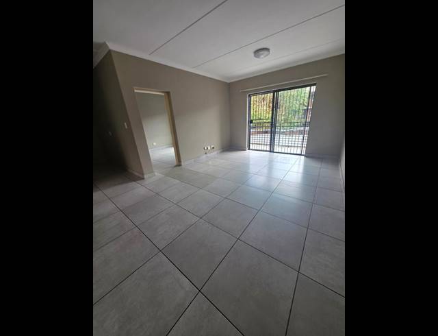 2 BEDROOM PROPERTY TO RENT IN BRENTWOOD PARK